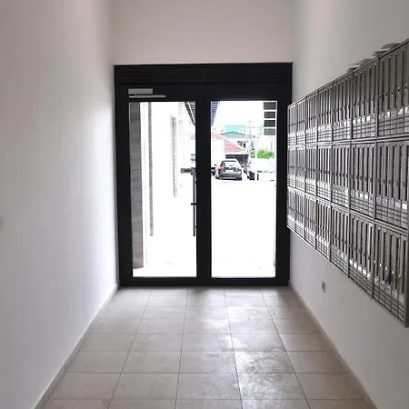 White Cloud By Rent A Car Mi Апартаменти