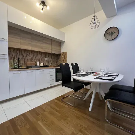 White Cloud By Rent A Car Mi Подгориця