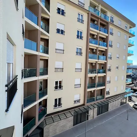Διαμέρισμα White Cloud By Rent A Car Mi