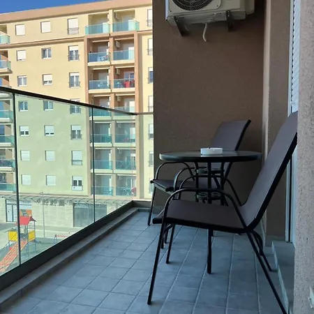 Apartment White Cloud By Rent A Car Mi *