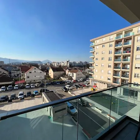 White Cloud By Rent A Car Mi Apartment Podgorica