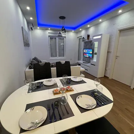 White Cloud By Rent A Car Mi Apartment Podgorica