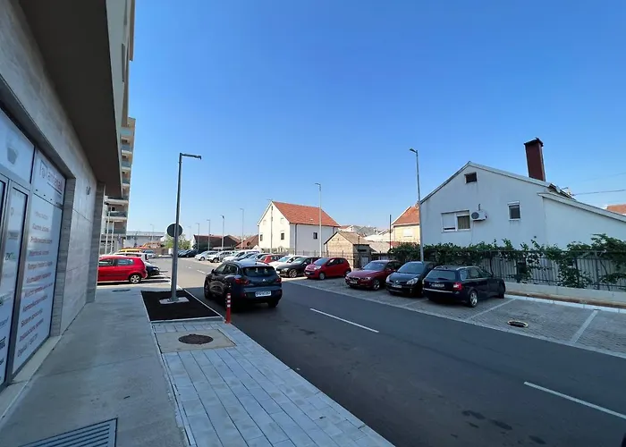 White Cloud By Rent A Car Mi Podgorica